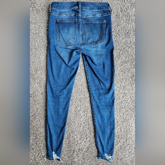 Kendall+Kylie Ultra Babe Skinny Blue Jeans, Distressed ankle, Size 25 - Picture 2 of 3